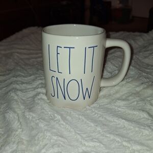 Rae Dunn  " Let It Snow " Mug